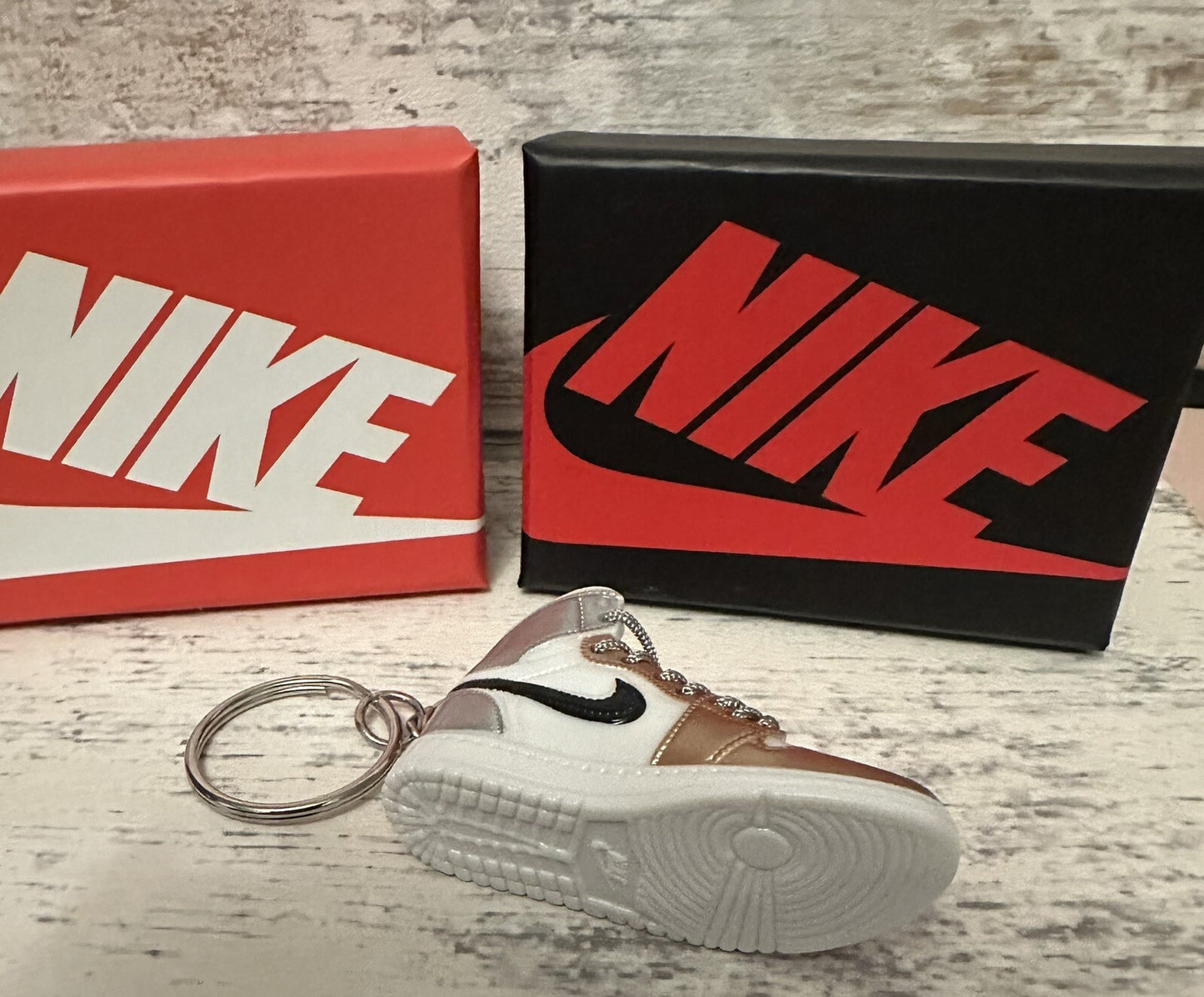 Nike Mini Jordan 3D Trainer sneaker Keyring Silver Gold White Gift Car Keys