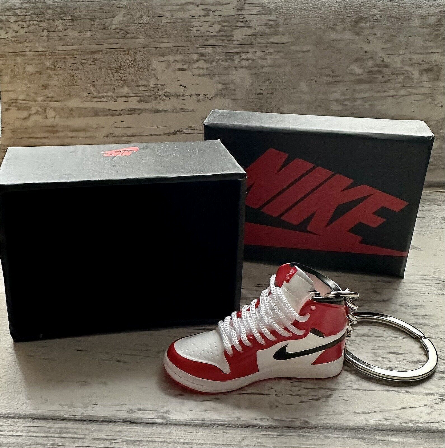 Nike Mini Jordan 3D Keyring Trainer sneaker Bright Red White Lace shoe Gift Box