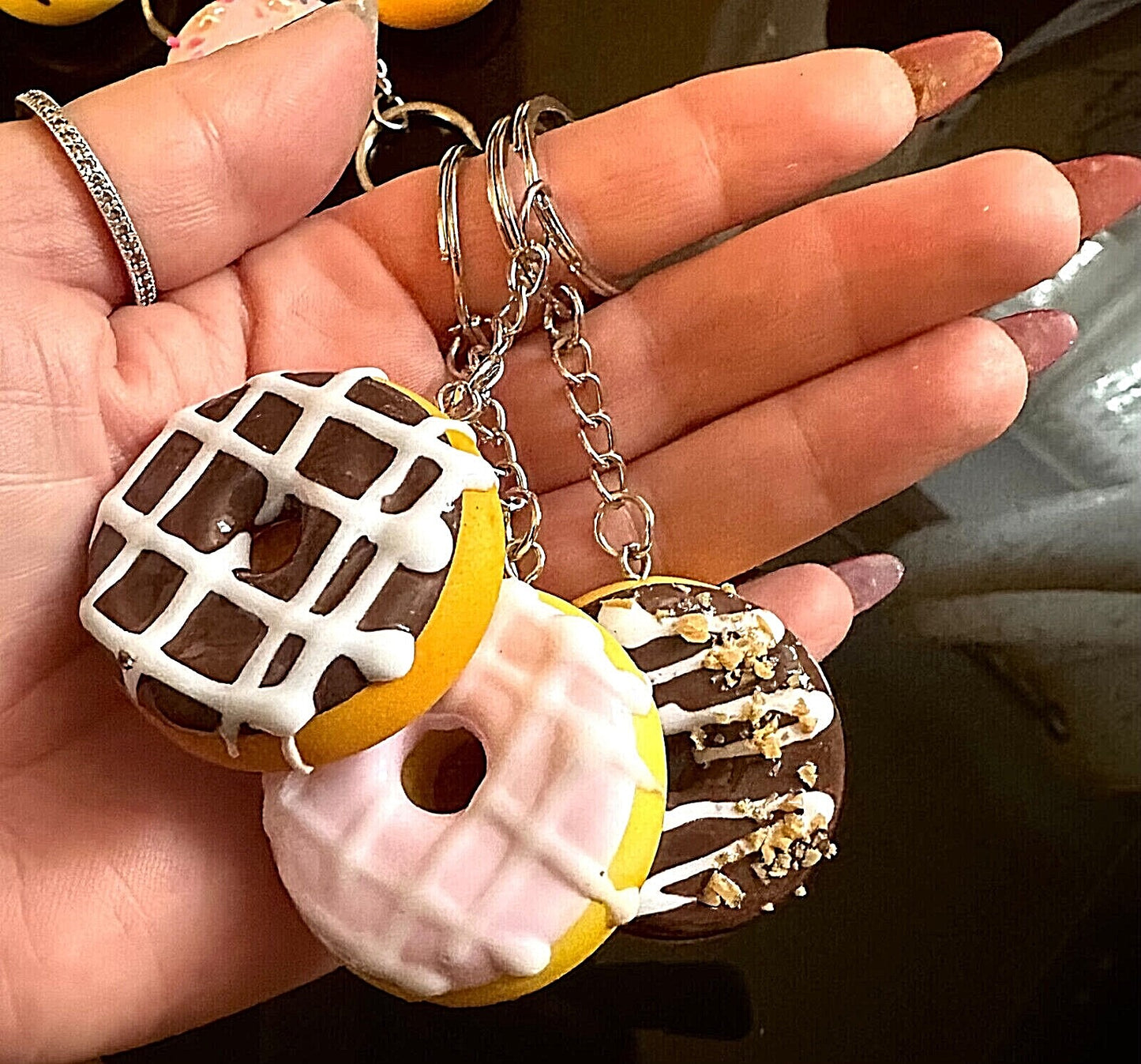 3D Donut Keyring Food Sweet Gift Cute Pink Chocolate sprinkles Car Key Chain