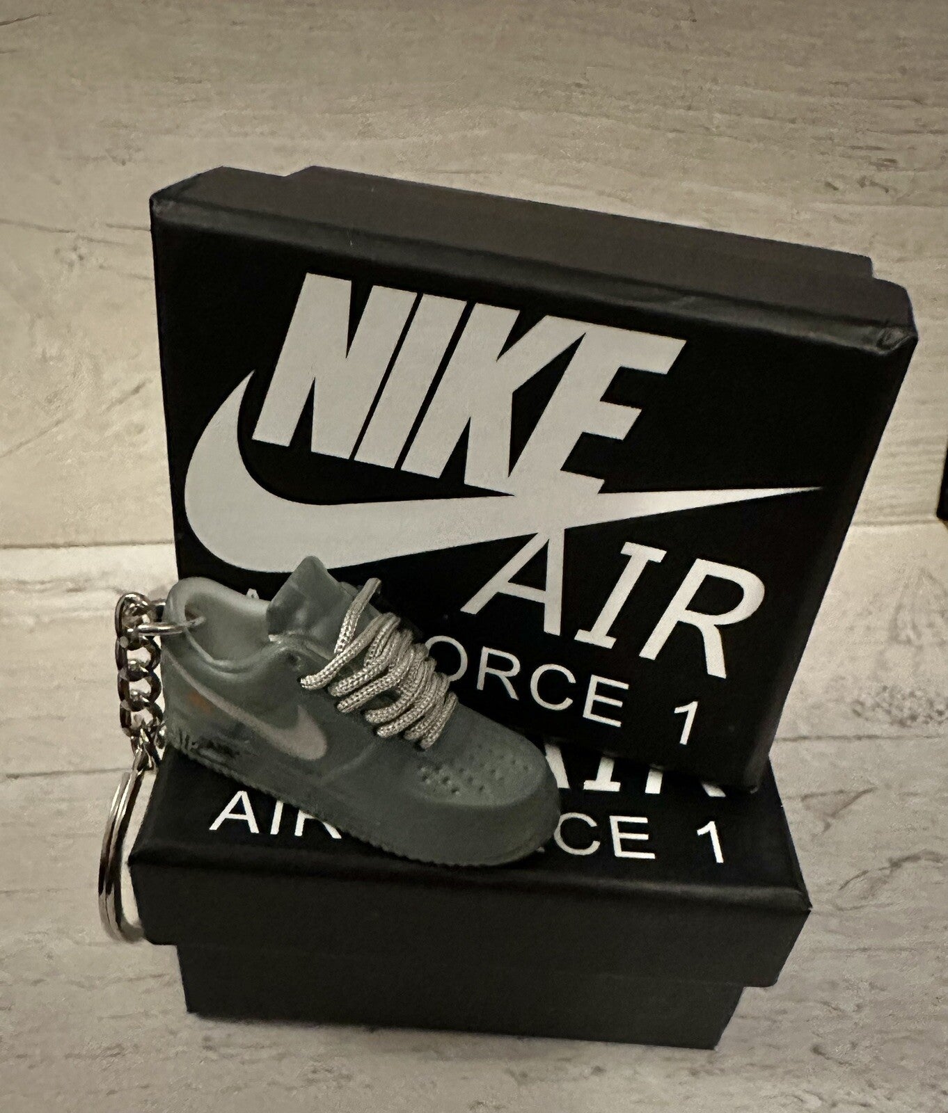 Nike Air Force 1 3D Trainer sneaker Keyring Grey shoe Mini Low Gift Box Car key