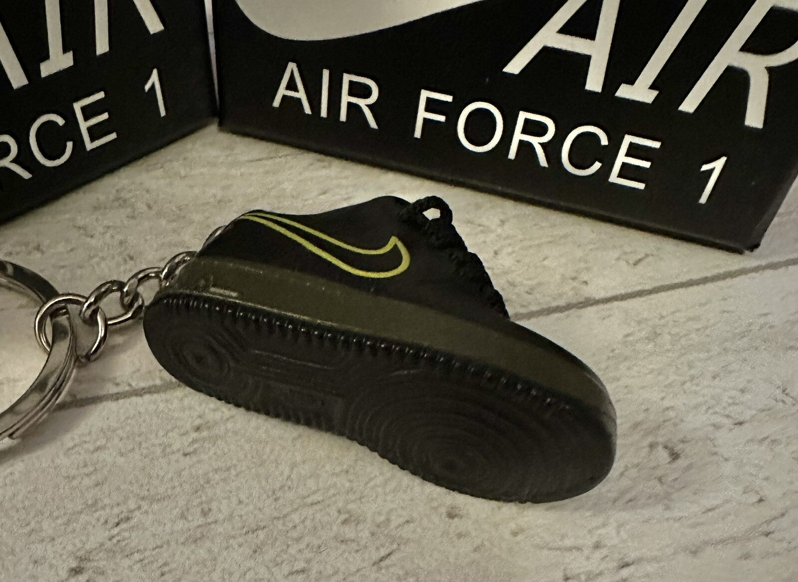 Nike Air Force 1 3D Trainer sneaker Keyring Black shoe Mini Low Gift Box Car key