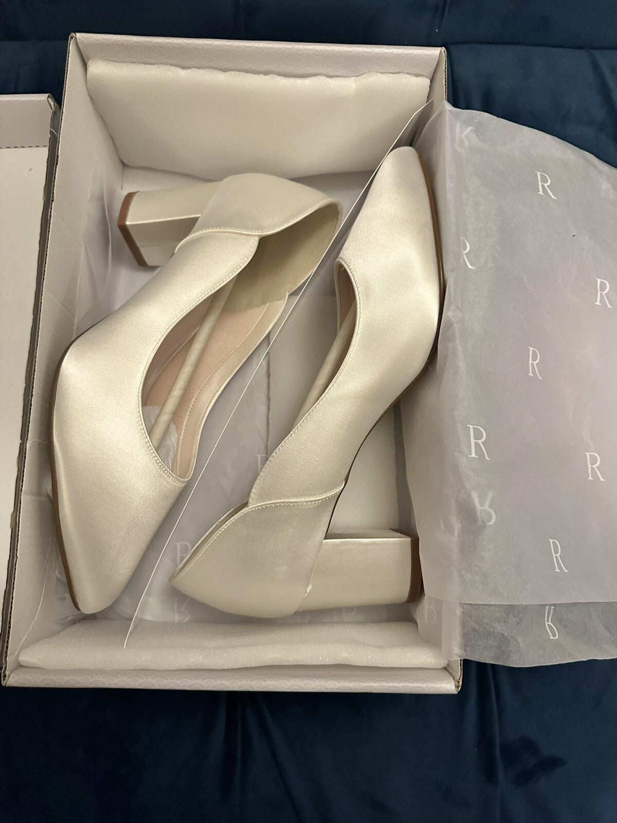 Ivory Satin Wedding Bridal Brides Maids Floral Trim Shoes Ladies Sz 6 BNIB Xmas