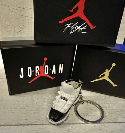 Mini Nike Keyring Jordan 11 3D Trainer sneaker White shoe Gift Box Car Key Chain