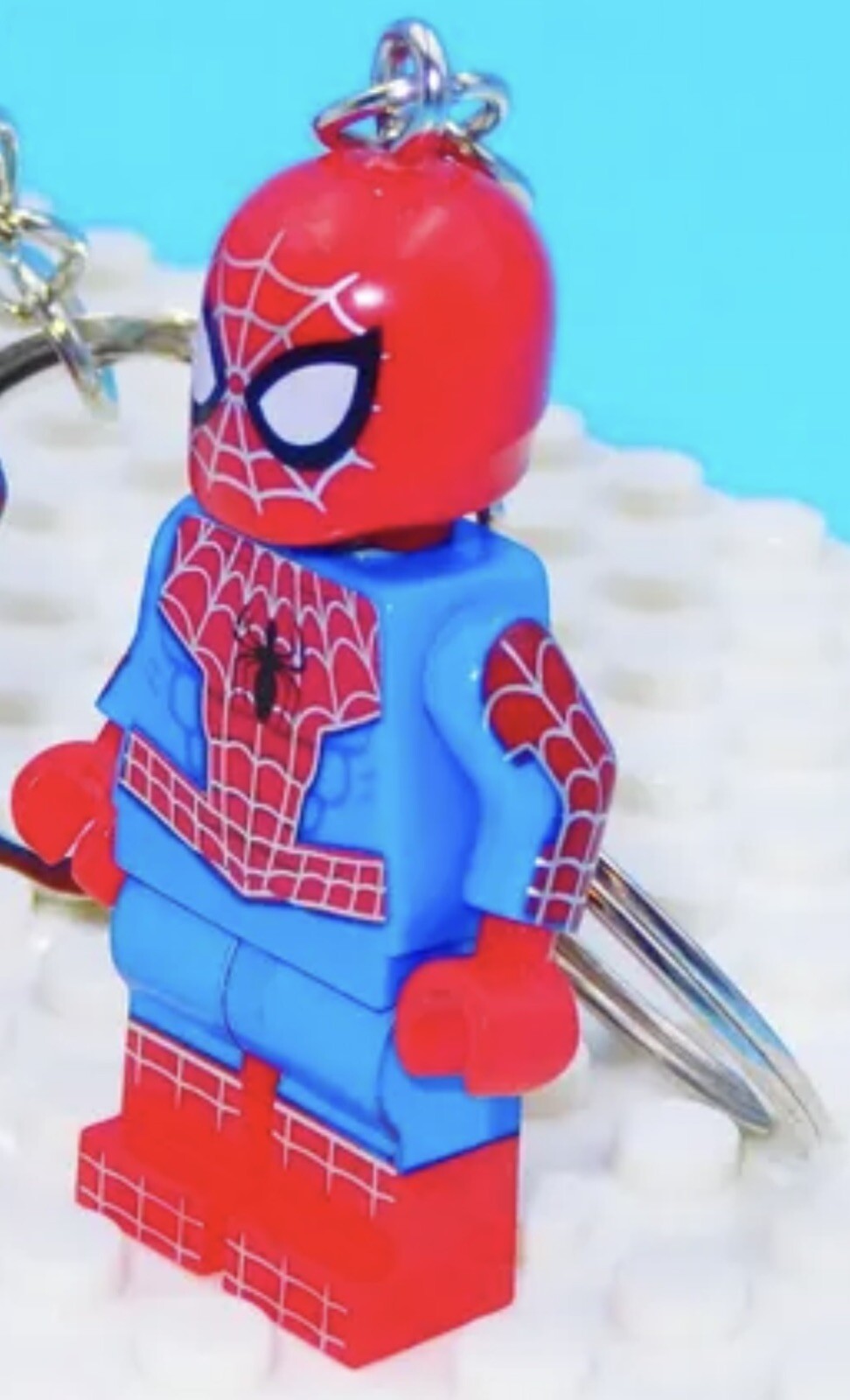 SPIDER-MAN KEYRING MARVEL BLUE & RED FIGURE CAR KEYS SUPERHERO INC GIFT BAG