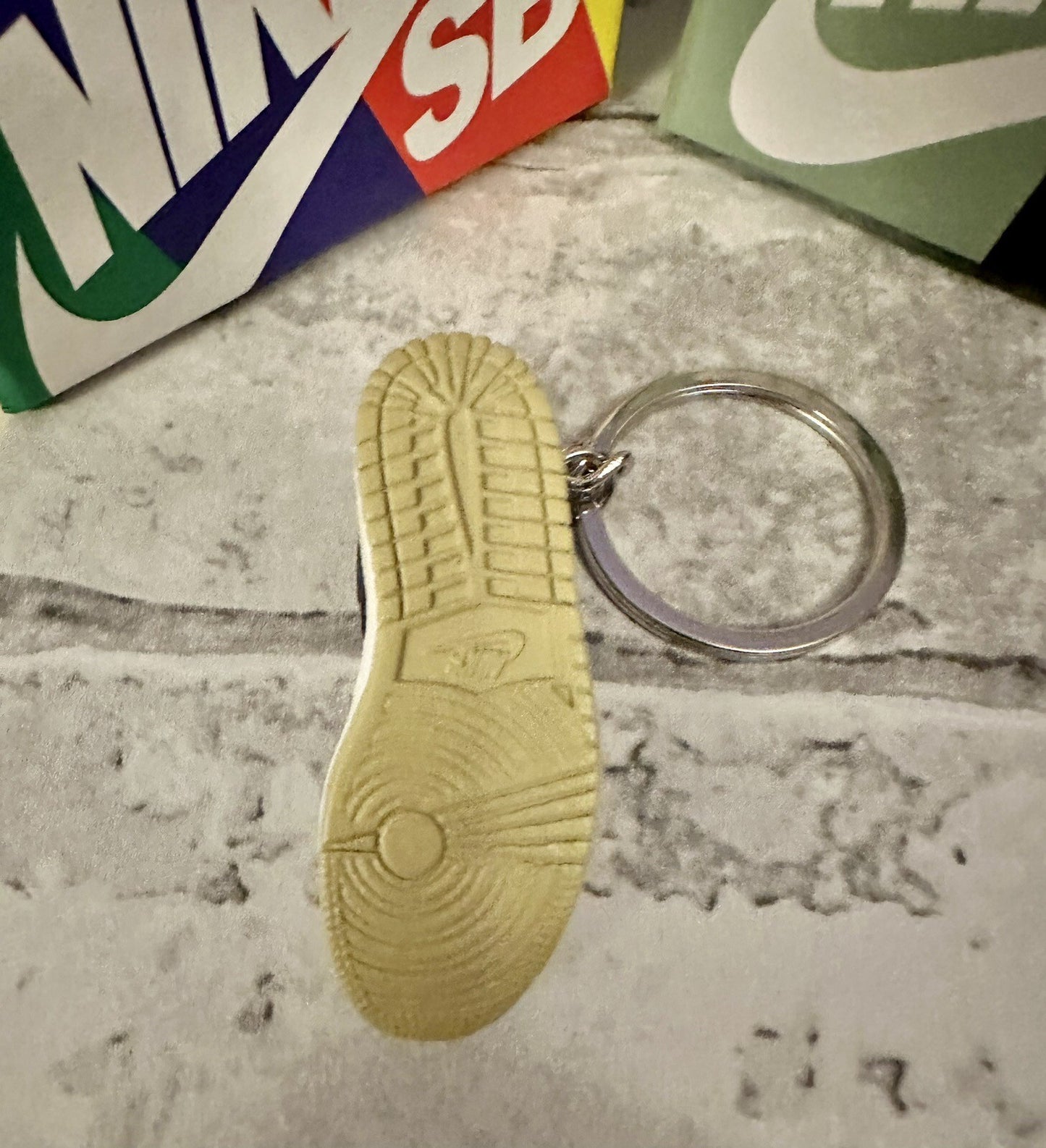 Mini Nike 3D Trainer Travis Scott SB Dunk Low Keychain Keyring Gift Shoe Box