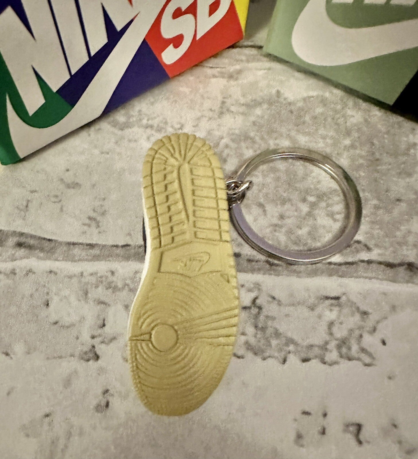 Mini Nike 3D Trainer Travis Scott SB Dunk Low Keychain Keyring Gift Shoe Box