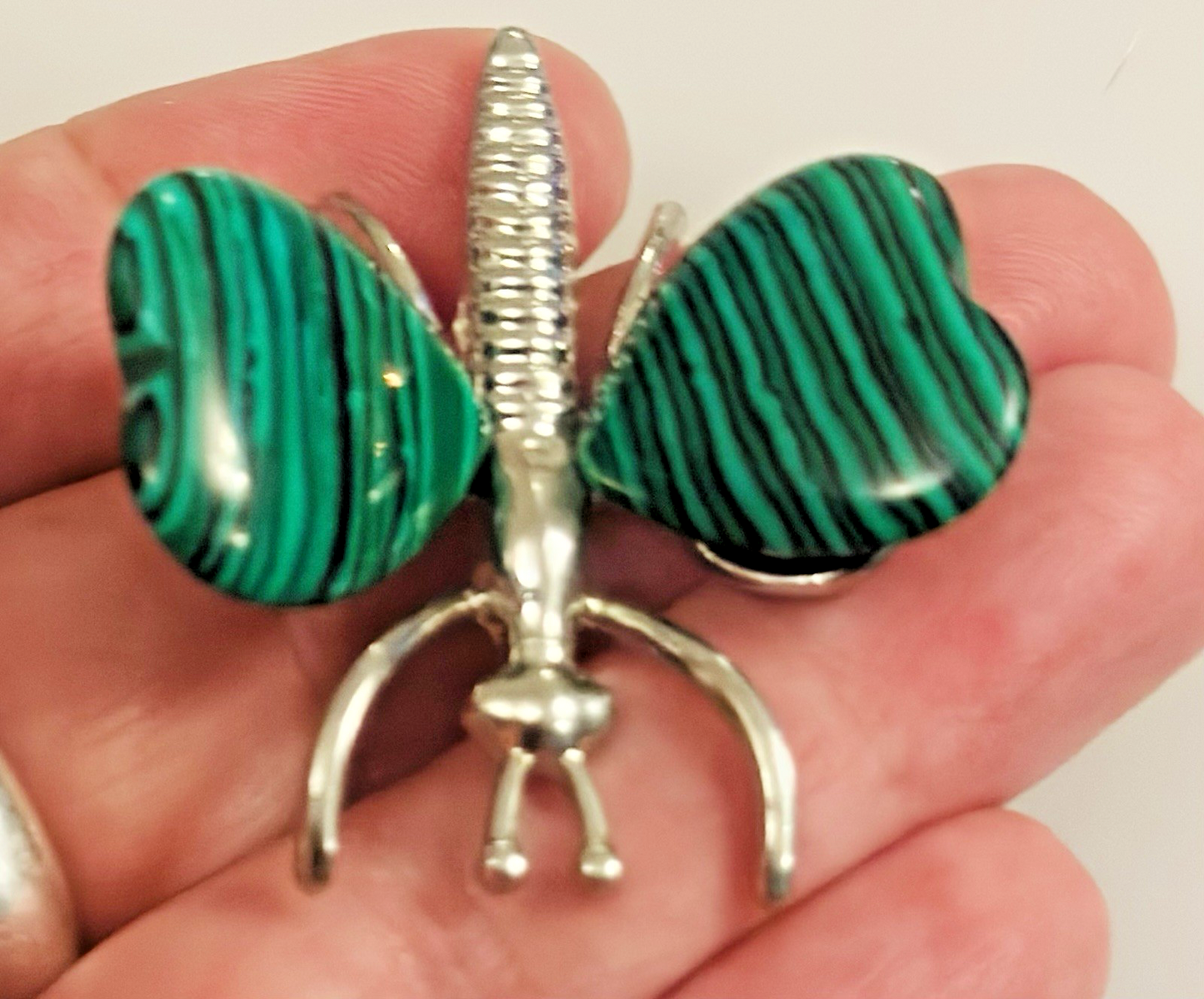 Natural Crystal Heart Stone Wings Silver Butterfly Energy Animal Ornament  Gift