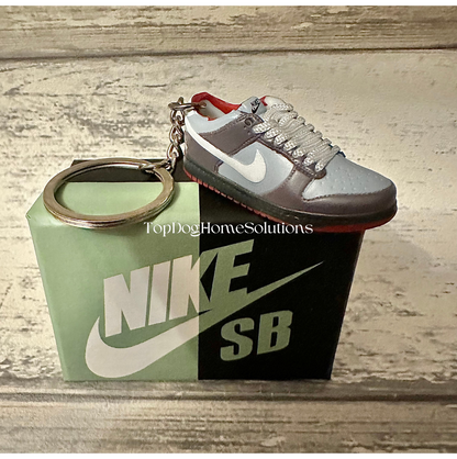 Nike Keyring Dunks Staple NYC Pigeon Low SB Trainer Sneaker 3D Keychain Box Gift