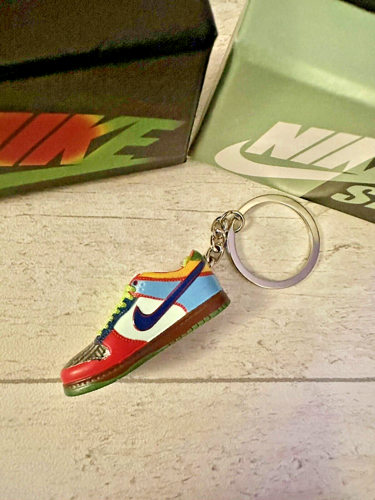 Nike Trainer 3D SB Multi Colour What The Dunk Low Keychain Keyring Sneaker & Box