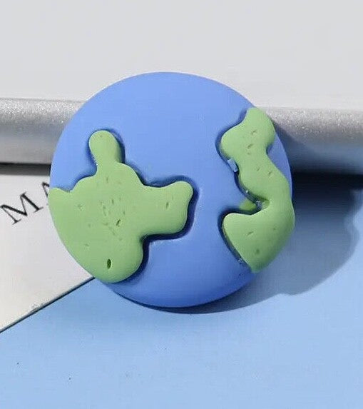 Space Man Flat back Resin Cabochon Embellishment Planet Rocket Earth Craft Galax