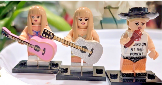 Cute Taylor Inspired 3D Mini Figure On Stand Eras Gift Cake Topper Brick