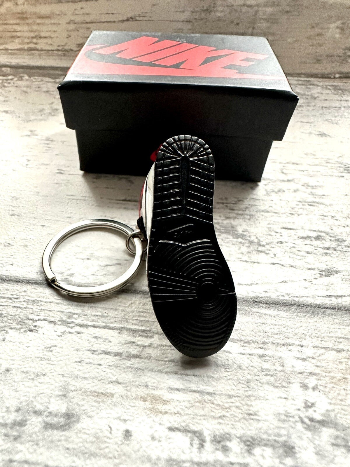 Nike Mini Jordan 3D Trainer sneaker Keyring Grey White Red Black shoe Gift Box