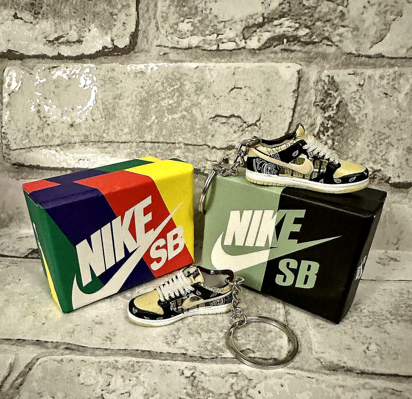 Mini Nike 3D Trainer Travis Scott SB Dunk Low Keychain Keyring Gift Shoe Box