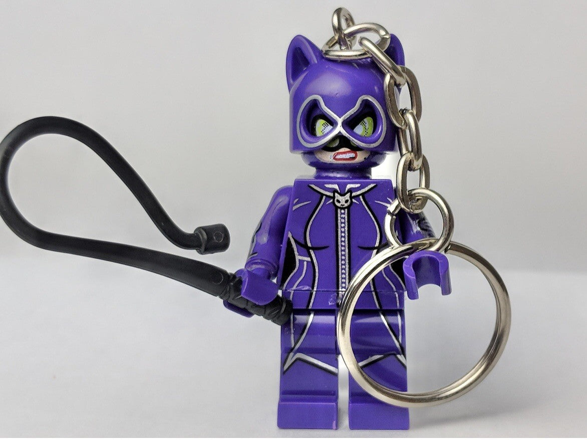 Cat woman Purple Bricks keyring super heroes DC Gift Comic Inc Gift Bag