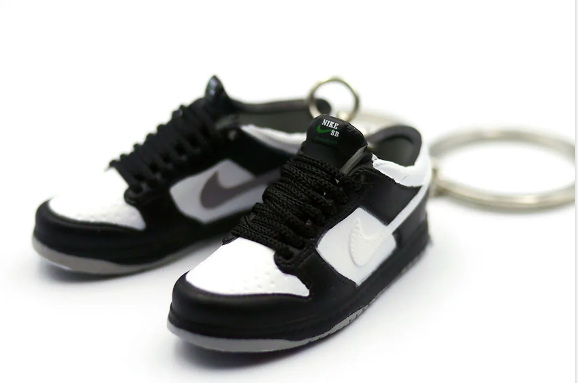 Nike Keyring Dunks Black Staple Pigeon Low SB Trainer Sneaker 3D Keychain + Box