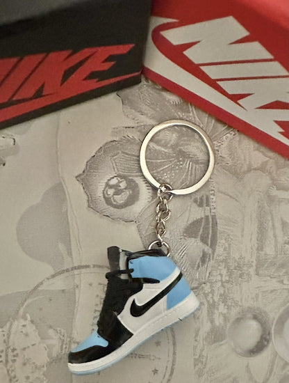 Nike Mini Jordan 3D Trainer sneaker Keyring Blue White Black shoe Gift Box