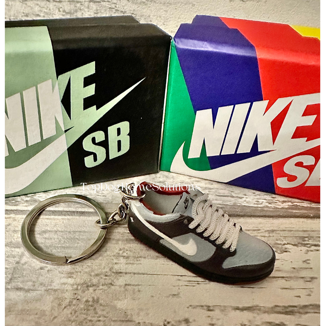 Nike Keyring Dunks Staple NYC Pigeon Low SB Trainer Sneaker 3D Keychain Box Gift