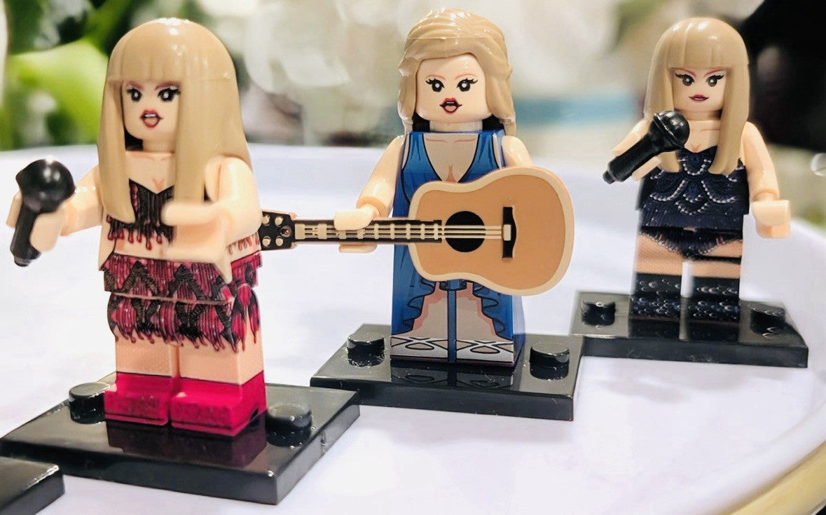Cute Taylor Inspired 3D Mini Figure On Stand Eras Gift Cake Topper Brick