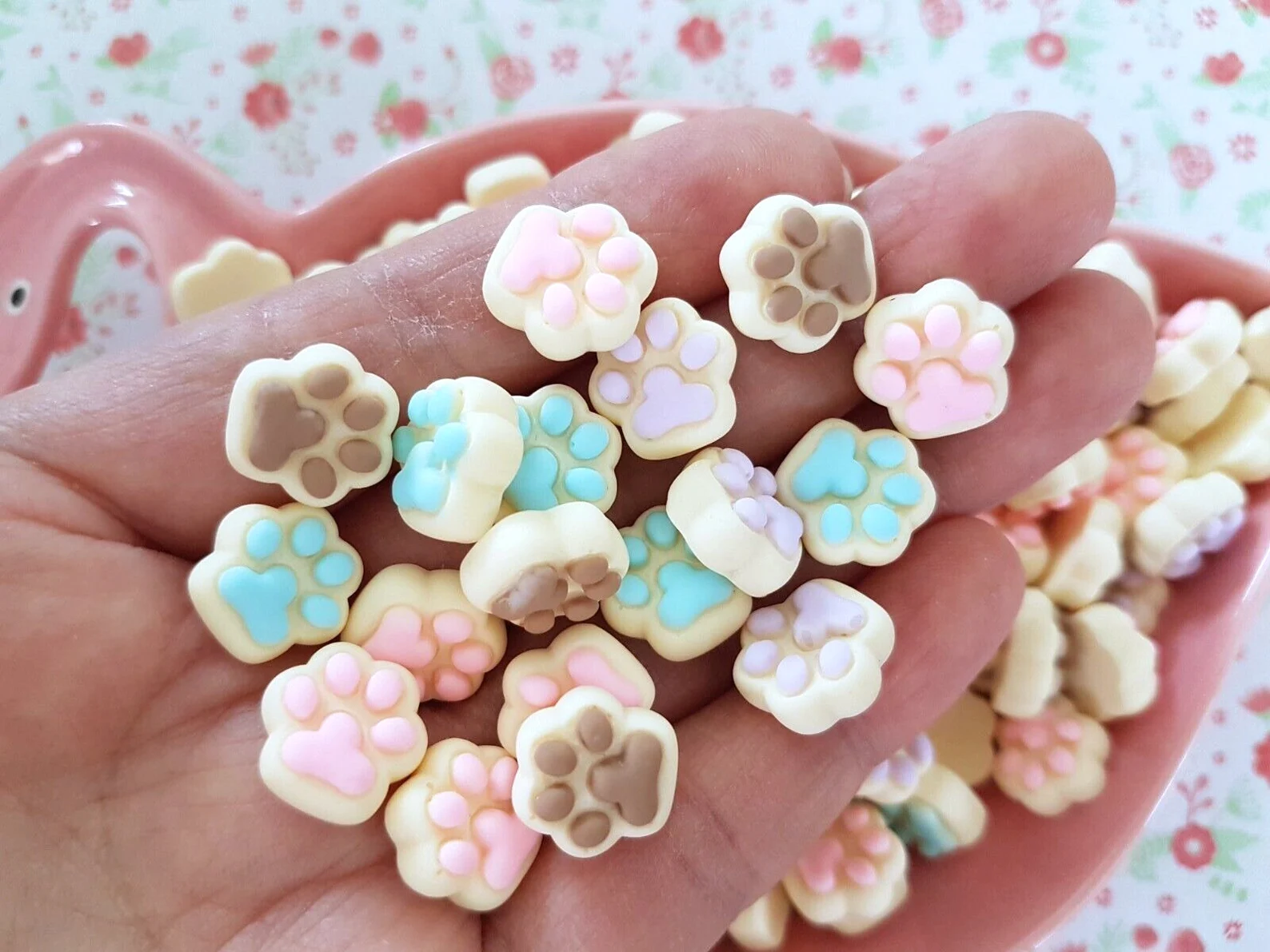 6 Dog Cat Paw Print Embellishment resin flat back cabochon animal Craft Claw 🐾