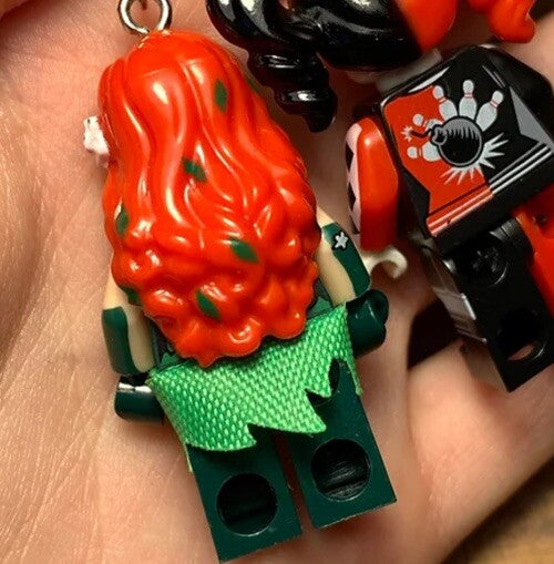 Poison Ivy Green DC Keyring Car Keys Superhero Mini Figure Gift Inc Gift Bag