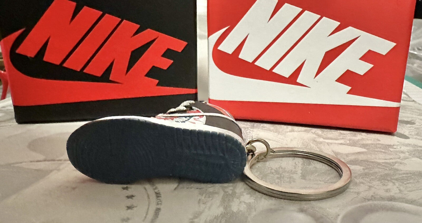 Nike Mini Jordan 3D Trainer sneaker Keyring Tie Die Huf Dunks High Pro SB Gift