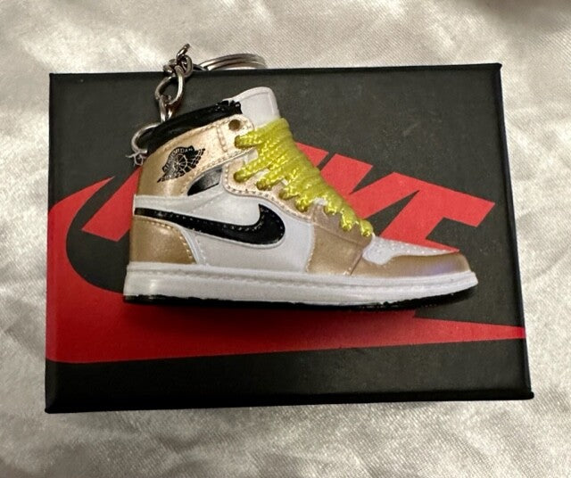 Mini Nike Keyring Sneakers 🔥3D Jordan 1 keychain Trainer Sports Shoe & gift box
