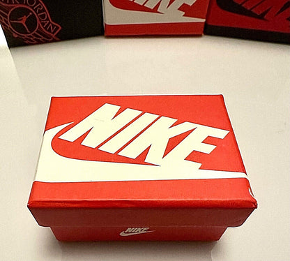 Mini Nike Keyring Sneakers 🔥3D Jordan 1 keychain Trainer Sports Shoe & gift box