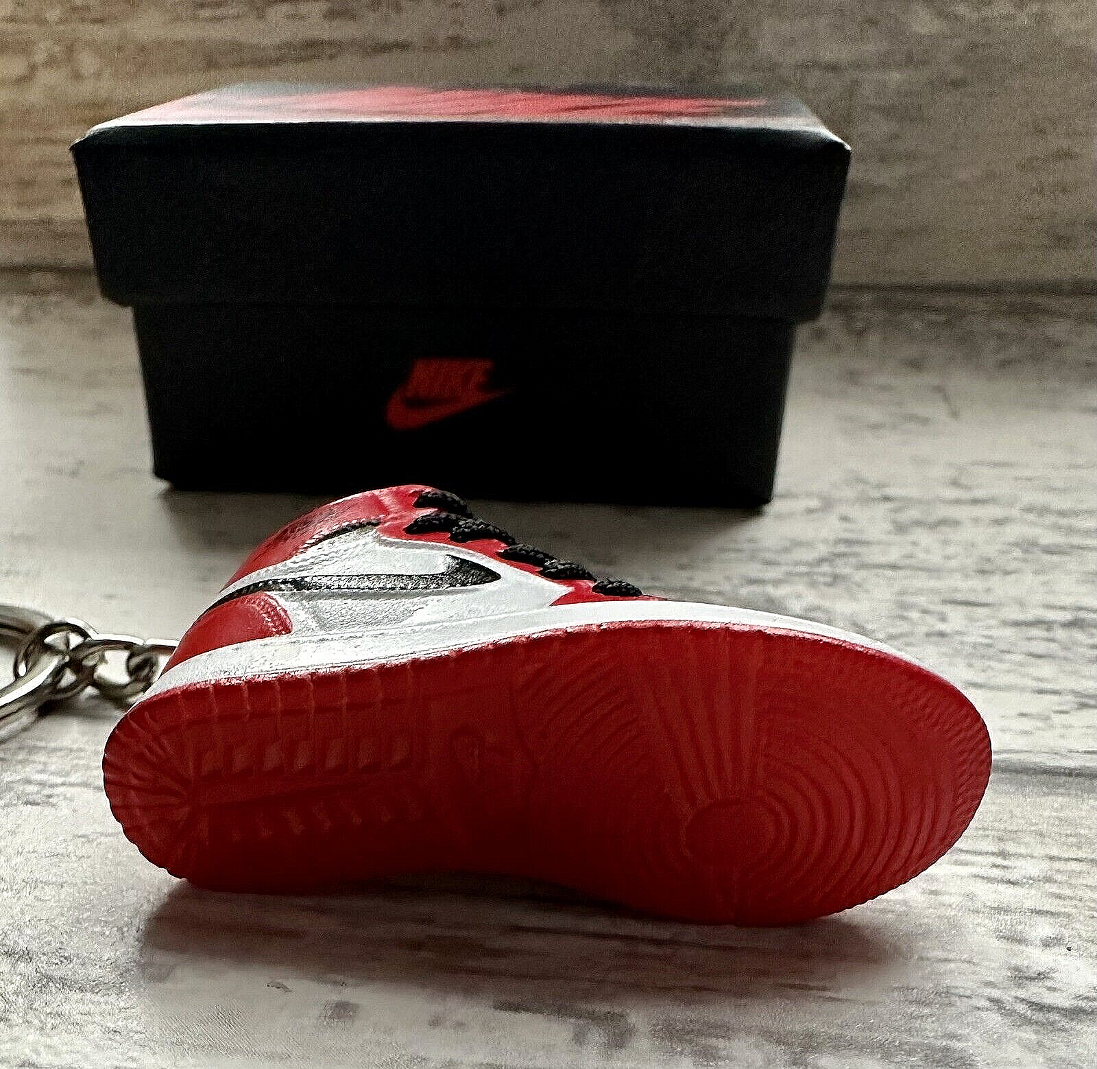 Mini Nike Jordan 3D Trainer sneaker Keyring Bright Red Black shoe Gift Box