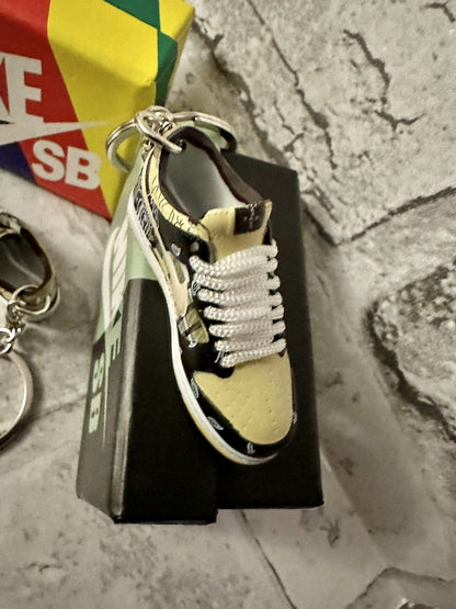 Mini Nike 3D Trainer Travis Scott SB Dunk Low Keychain Keyring Gift Shoe Box