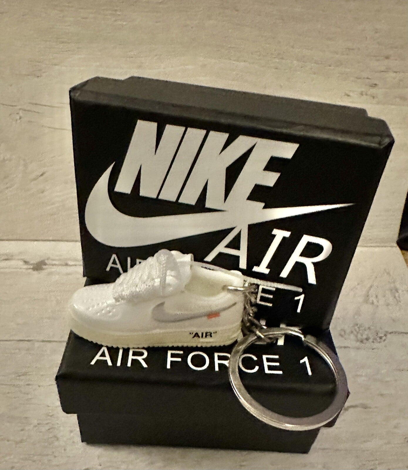Nike Air Force 1 3D Trainer sneaker Keyring White shoe Mini Low Gift Box Car key