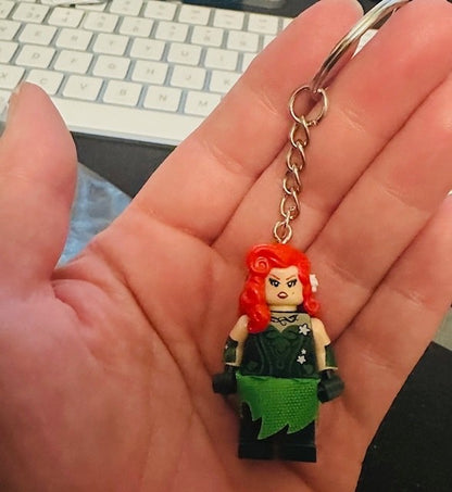 Poison Ivy Green DC Keyring Car Keys Superhero Mini Figure Gift Inc Gift Bag