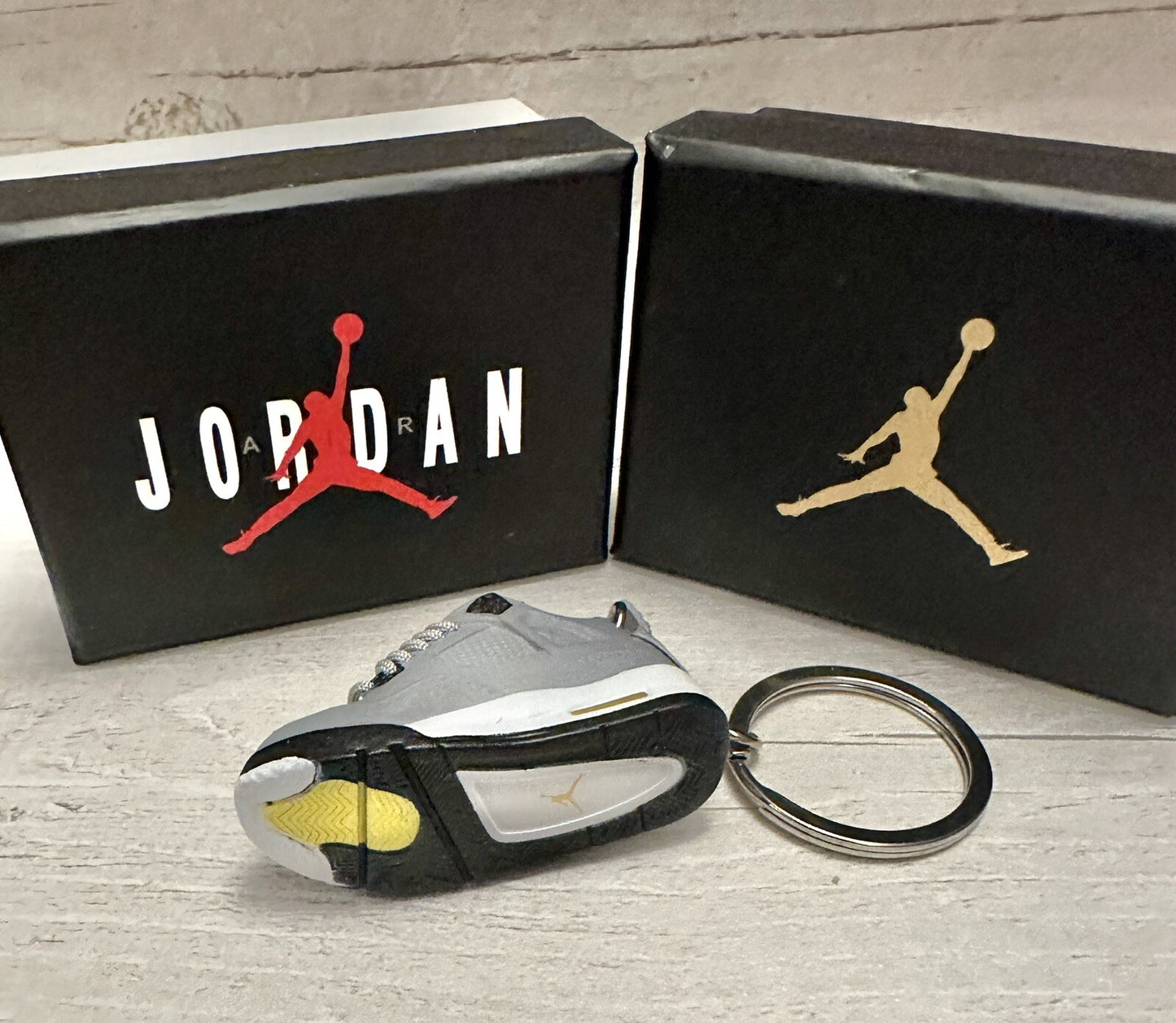 Mini Nike Jordan 4 3D Trainer sneaker Keyring Grey White Black shoe Gift Box