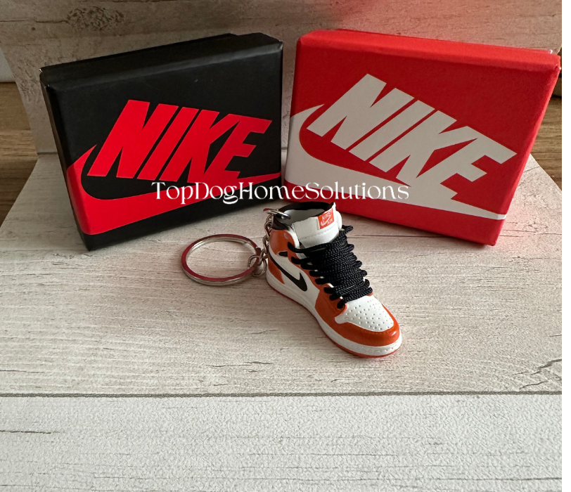Mini Nike Keyring Sneakers 🔥3D Jordan 1 keychain Trainer Sports Shoe & gift box