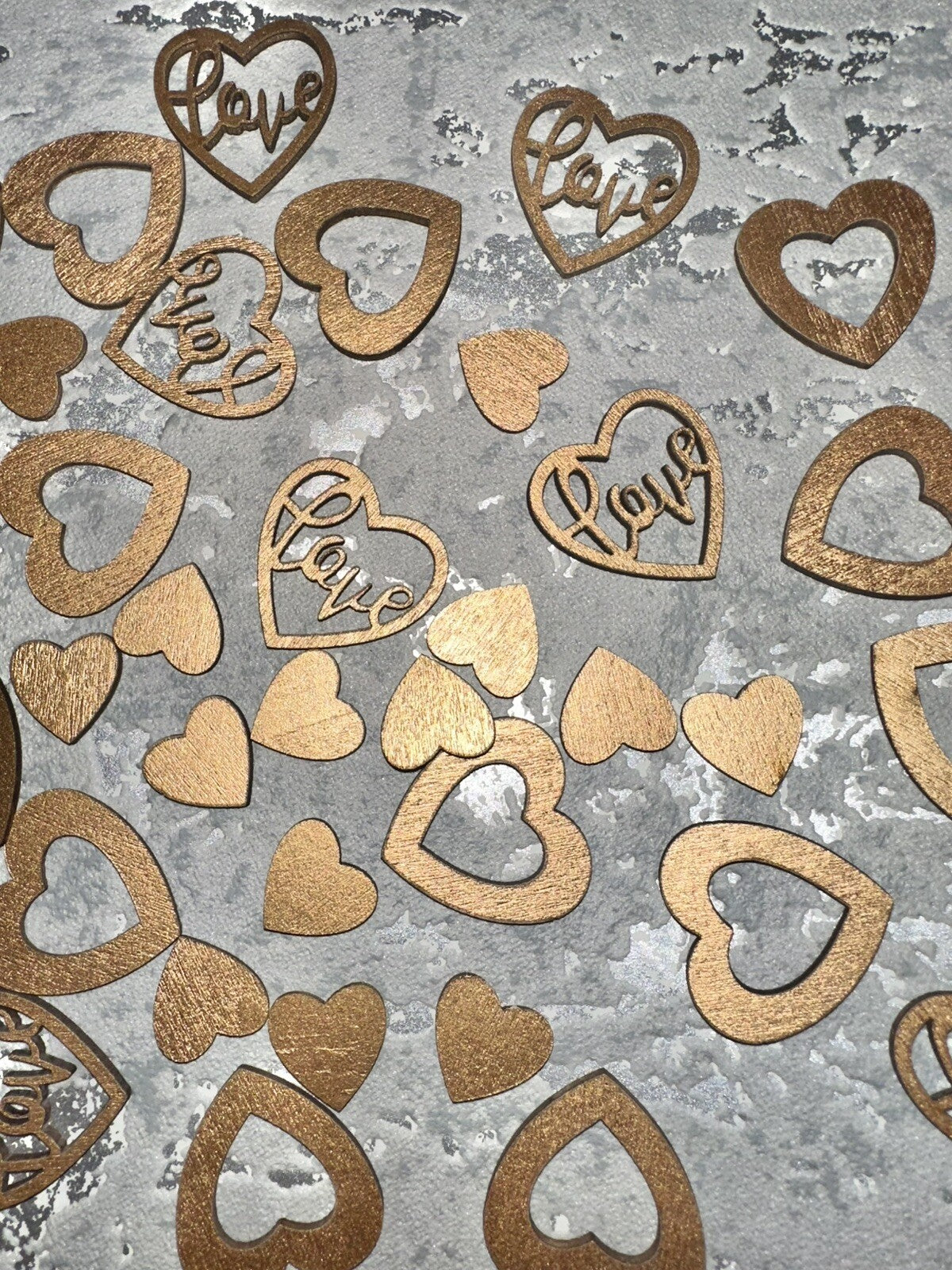 Valentine’s Table Decorations Rustic Small Wooden Hearts & Worded Love Confetti