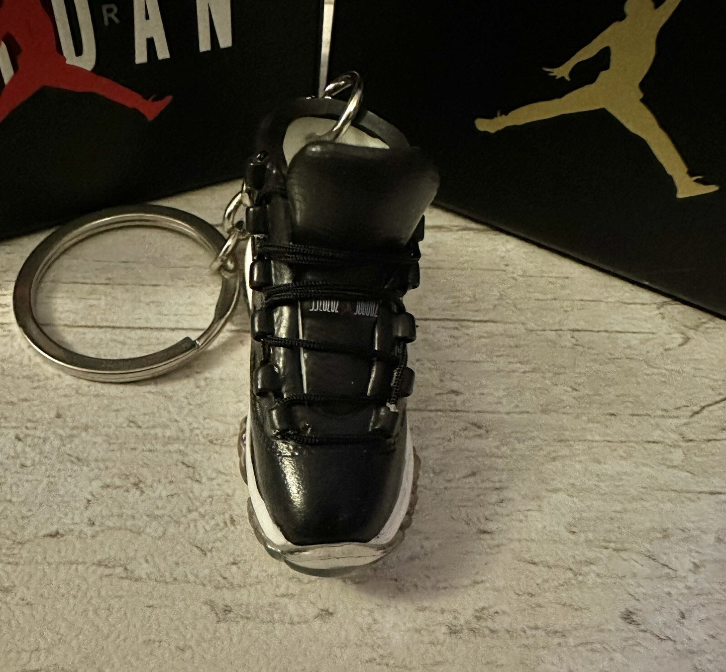 Mini Nike Keyring Jordan 11 3D Trainer sneaker Black shoe & Gift Box Key Chain