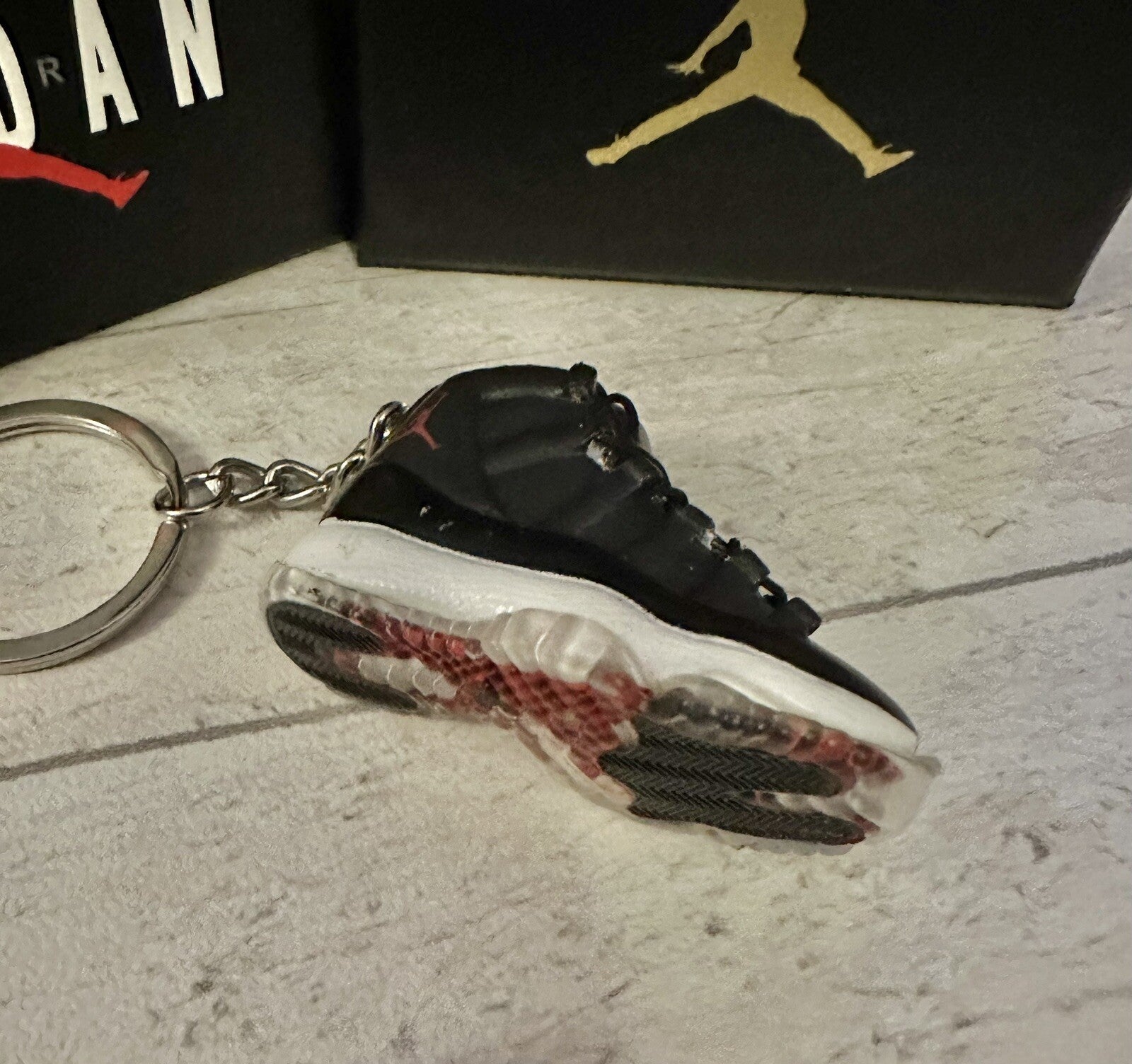 Mini Nike Keyring Jordan 11 3D Trainer sneaker Black shoe & Gift Box Key Chain