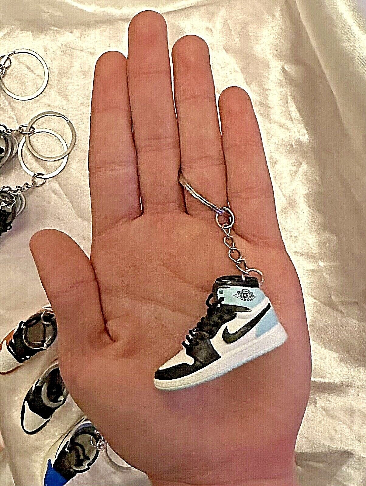 Mini Nike Keyring Sneakers 🔥3D Jordan 1 keychain Trainer Sports Shoe & gift box
