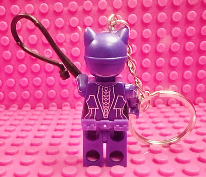 Cat woman Purple Bricks keyring super heroes DC Gift Comic Inc Gift Bag