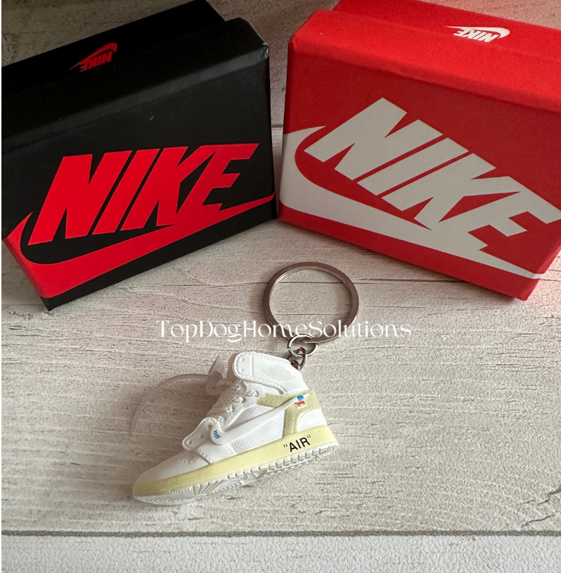 Mini Nike Keyring Sneakers 🔥3D Jordan 1 keychain Trainer Sports Shoe & gift box