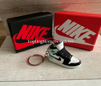 Mini Nike Keyring Sneakers 🔥3D Jordan 1 keychain Trainer Sports Shoe & gift box