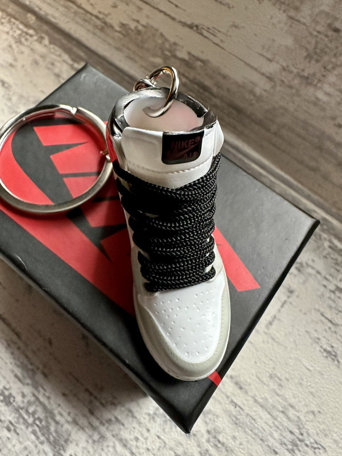 Nike Mini Jordan 3D Trainer sneaker Keyring Grey White Red Black shoe Gift Box