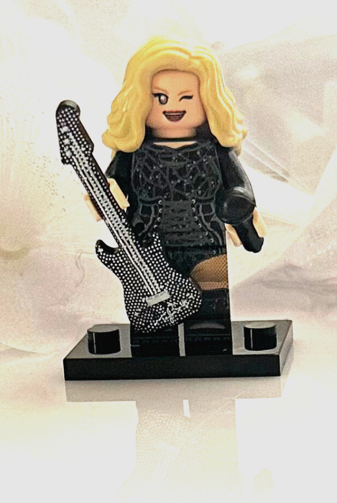 Cute Set 3 Taylor Inspired 3D Mini Figure On Stand Eras Gift Cake Topper Brick