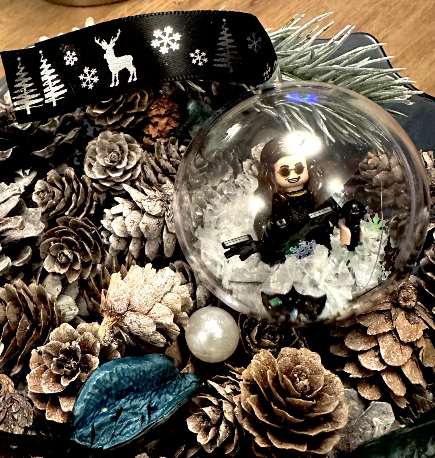 Christmas Ozzy Ozbourne Mini Figure Bauble Hanging Snowflake Tree 3D Handmade