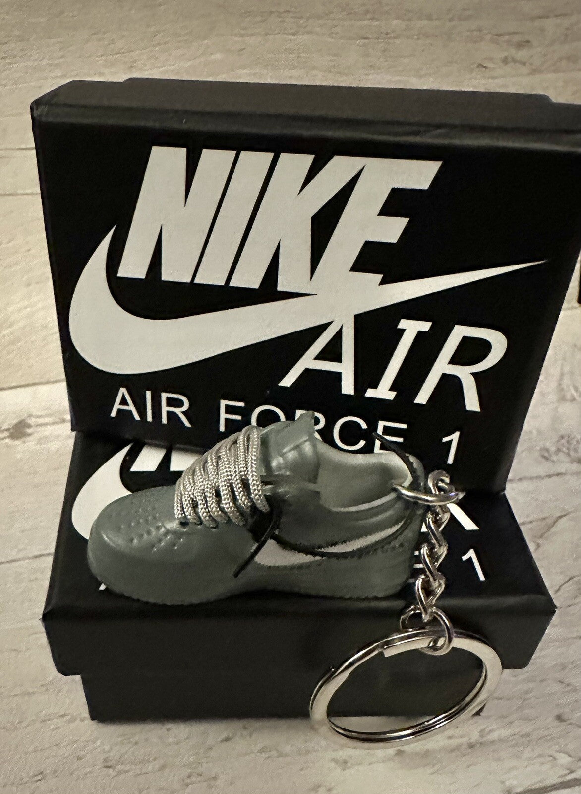 Nike Air Force 1 3D Trainer sneaker Keyring Grey shoe Mini Low Gift Box Car key