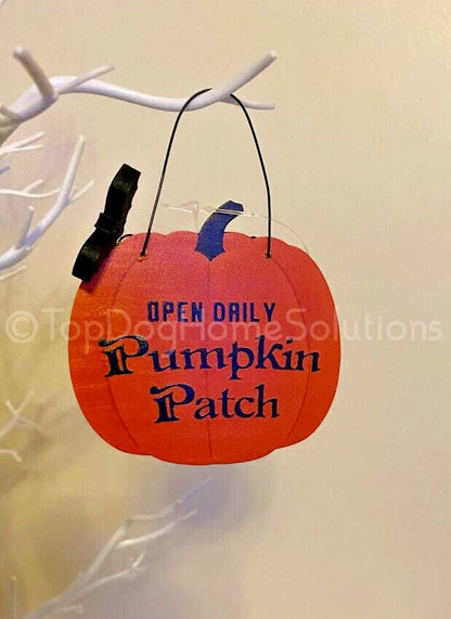 Funny Halloween Sign Hanging Decoration Pumpkin Ghost Bat Rustic Humour joke