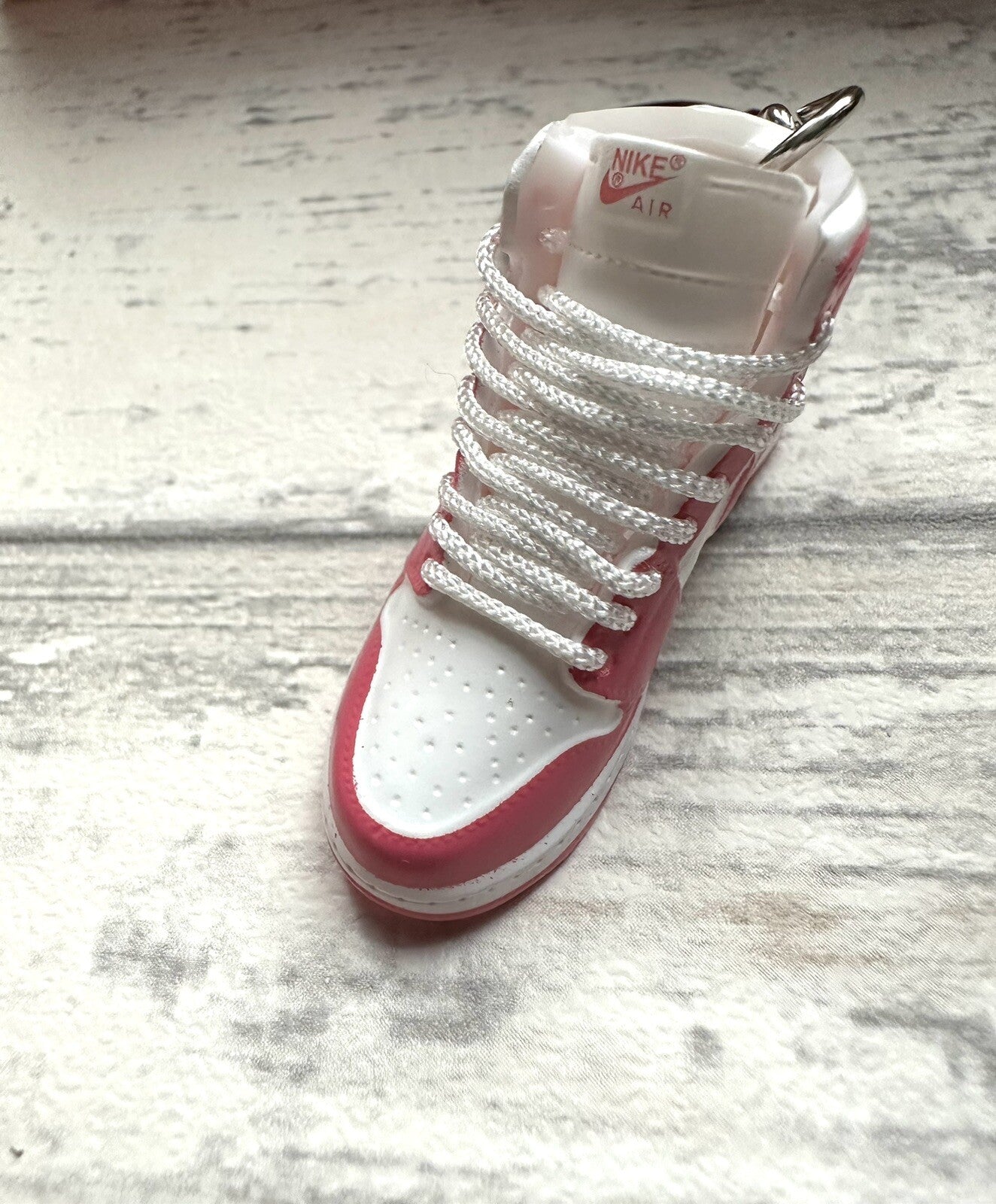 Mini Nike Jordan Air Trainer sneaker White Keyring Hot Pink Prime shoebox