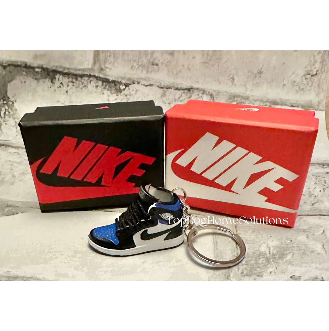 Mini Nike Keyring Sneakers 🔥3D Jordan 1 keychain Trainer Sports Shoe & gift box