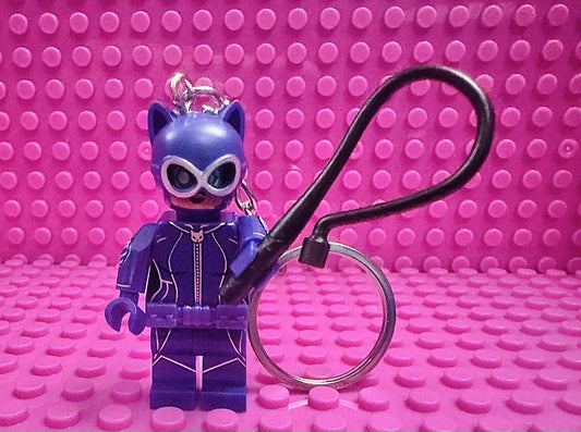 Cat woman Purple Bricks keyring super heroes DC Gift Comic Inc Gift Bag