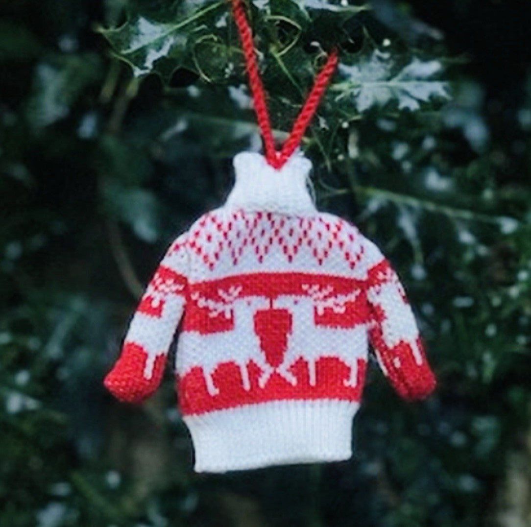 Mini Christmas Knitted Jumper Hanging Decoration Set 2 Gift Xmas Red White Wool.