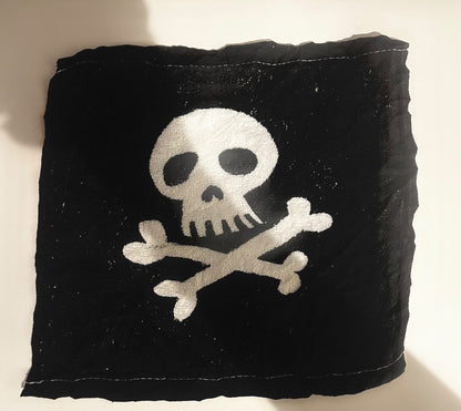 Pirate Magic flannel cloth Kids wash bath expanding shower travel towel Black